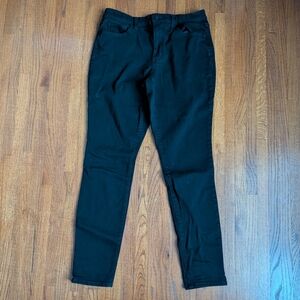 Universal Thread | High-Rise Skinny Jeans | 12/31L